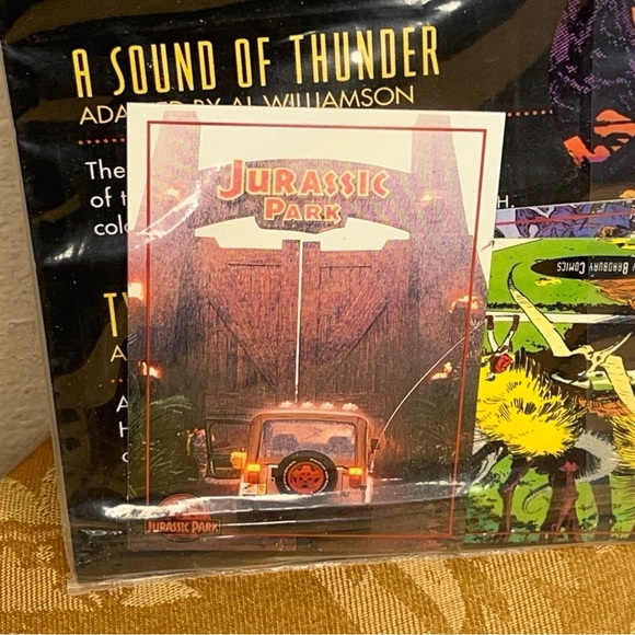 Ray Bradbury Comics #1 All Dinosaur Issue Sealed With Cards 1993 Topps Comics - Picture 6 of 10